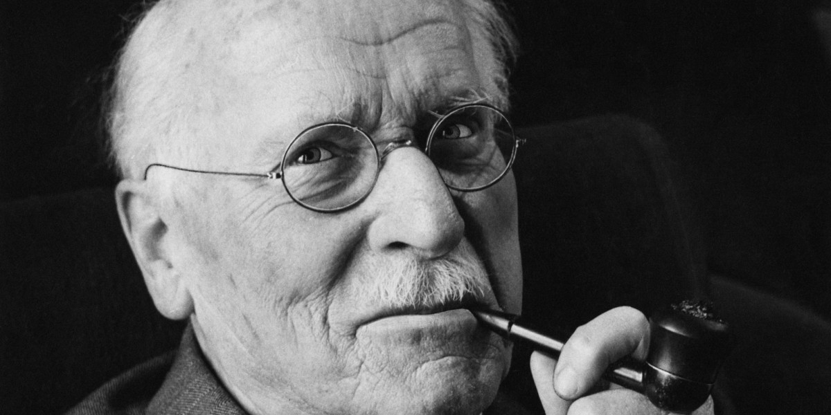 Swiss psychiatrist Carl Gustav Jung (1875 ? 1961), the founder of analytical psychology, 1960. (Photo by Douglas Glass/Paul Popper/Popperfoto/Getty Images)